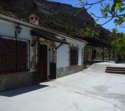 Casa Rio Jucar