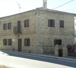 Casas La Asomailla